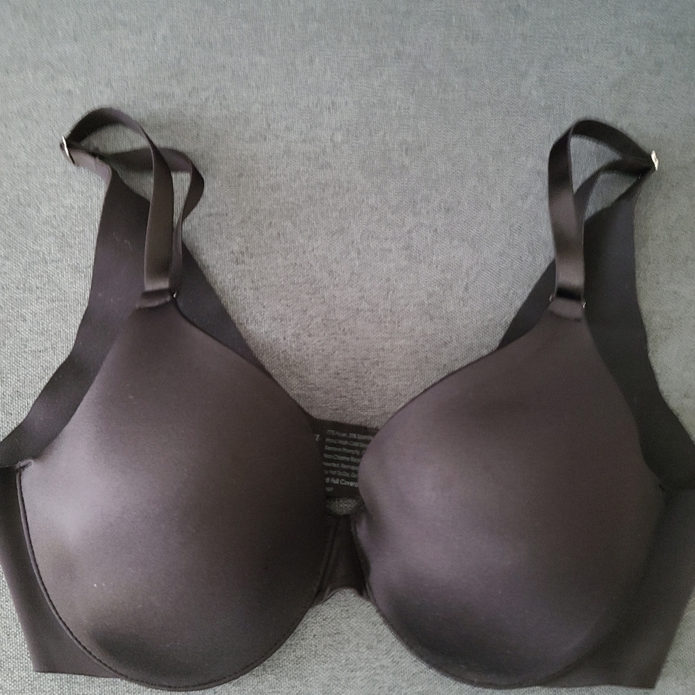 Vanishing Back Full Coverage Underwire Bra 34C  blavk